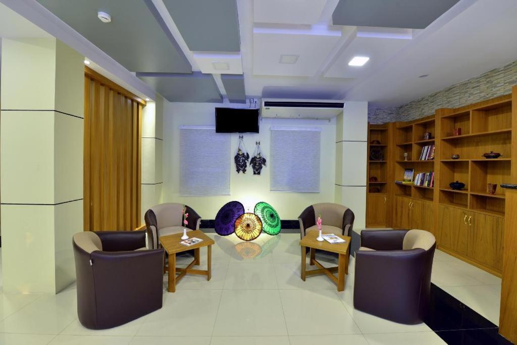 Hotel H Valley Yangon Ngoại thất bức ảnh